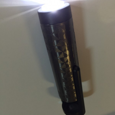 Bricheta Electrica AntiVant USB cu Lanterna LED GX175D