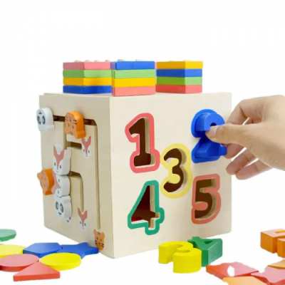Cub educativ copii multifunctional din lemn sortare forme, cifre si animale CWT
