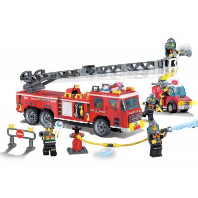Joc tip lego, Masina de Pompieri cu Scara si 5 Pompieri 908