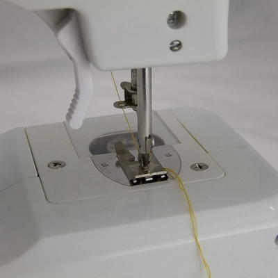 Masina de Cusut Electrica Lil Sew&Sew By Tivax FHSM505