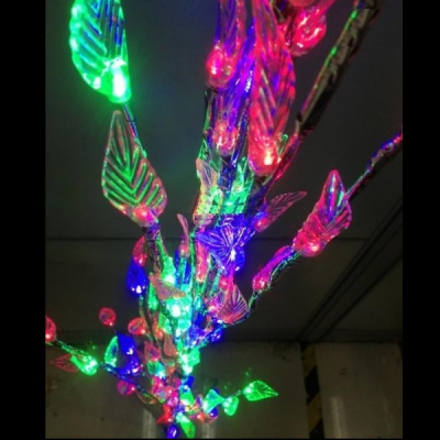 Pomisor Craciun Luminos LEDuri Multicolore Decorate 66L 150cm TO