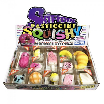 Set 12 Brelocuri Chei Squishy Antistres Parfumate Pasticinni