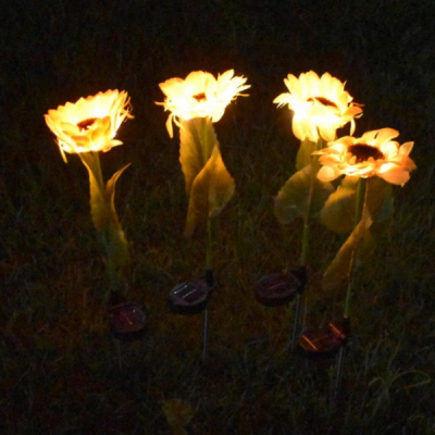 Set 4 Lampi Solare Pentru Casa si Gradina Floarea Soarelui Luminoase